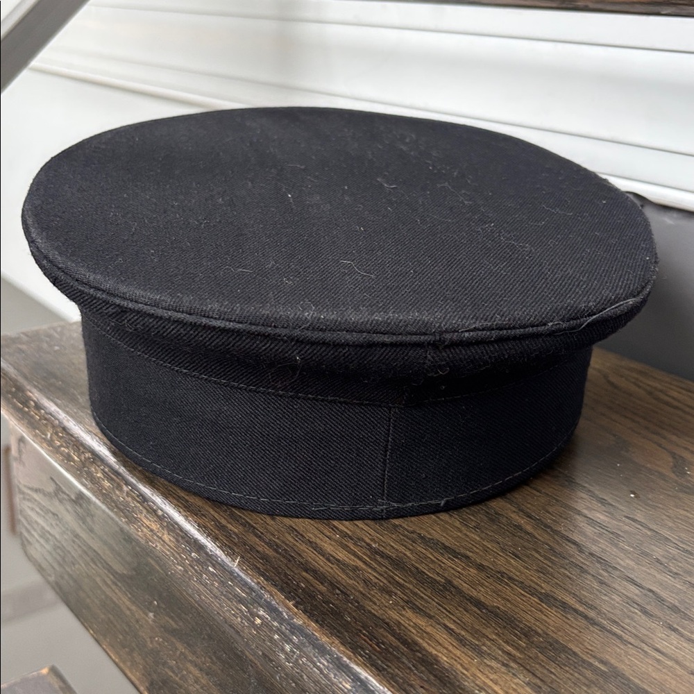 Vintage Chaffeur/ Doorman hat, black wool blend?, patent visor, Union made - Picture 3 of 6